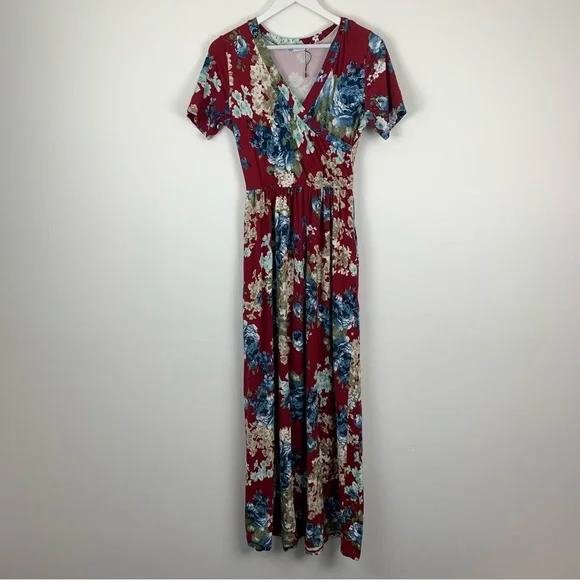 Hazel Blues Dresses | Hazel Blues Floral Maxi Dress Small | Color: Red | Size: S | Clothco's Closet